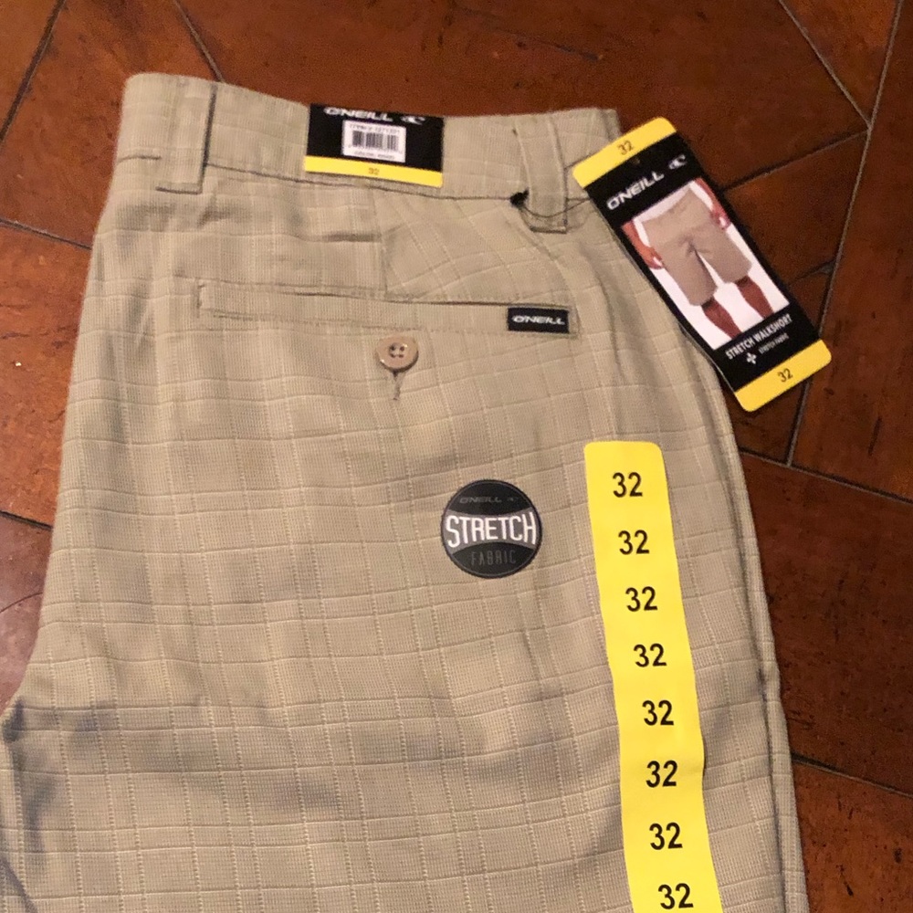 BRAND NEW Men’s board shorts